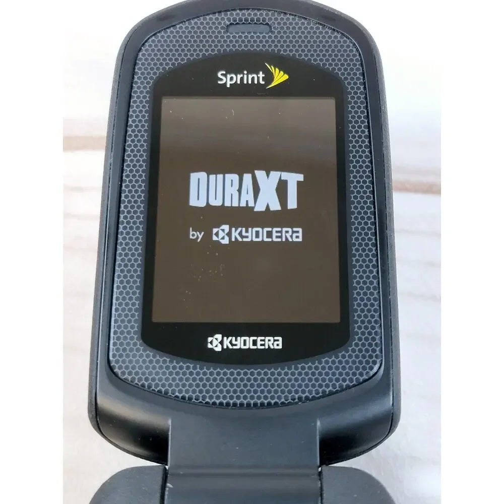 Kyocera DuraXT E4277 Sprint Direct Connect Military Standard 810G Flip Phone
